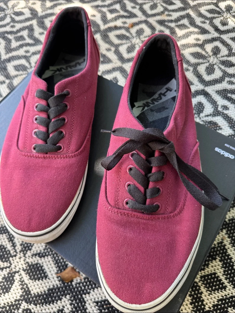 Vintage Tony Hawk Maroon Canvas Lace-Up Sneakers with Black Laces nwot 13